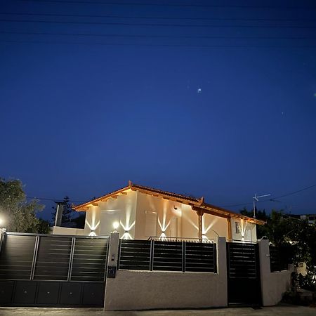 Secret Garden Airport-Beach Villas 300M From Famous Davis Beach Artemida  Exterior photo