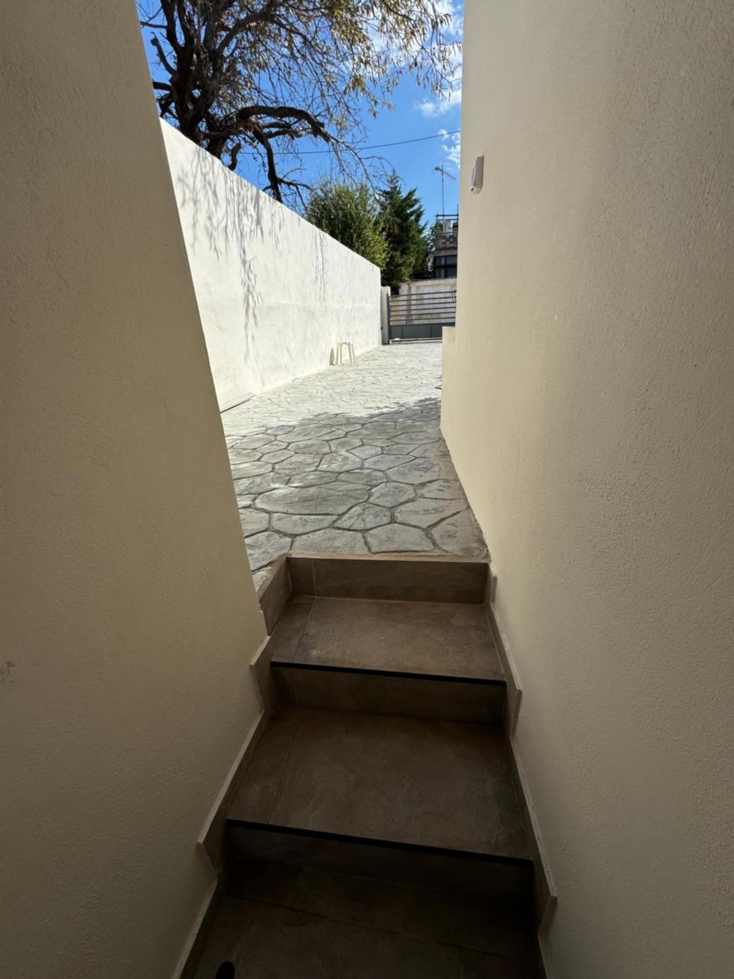 Secret Garden Airport-Beach Villas 300M From Famous Davis Beach Artemida  Exterior photo