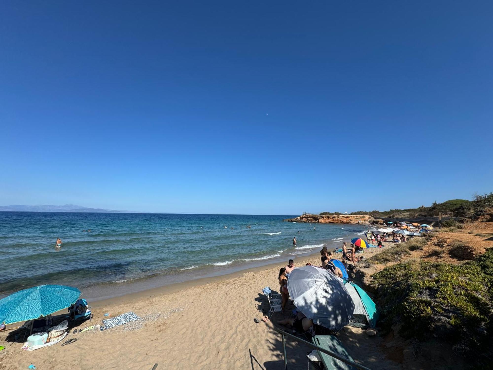 Secret Garden Airport-Beach Villas 300M From Famous Davis Beach Artemida  Exterior photo