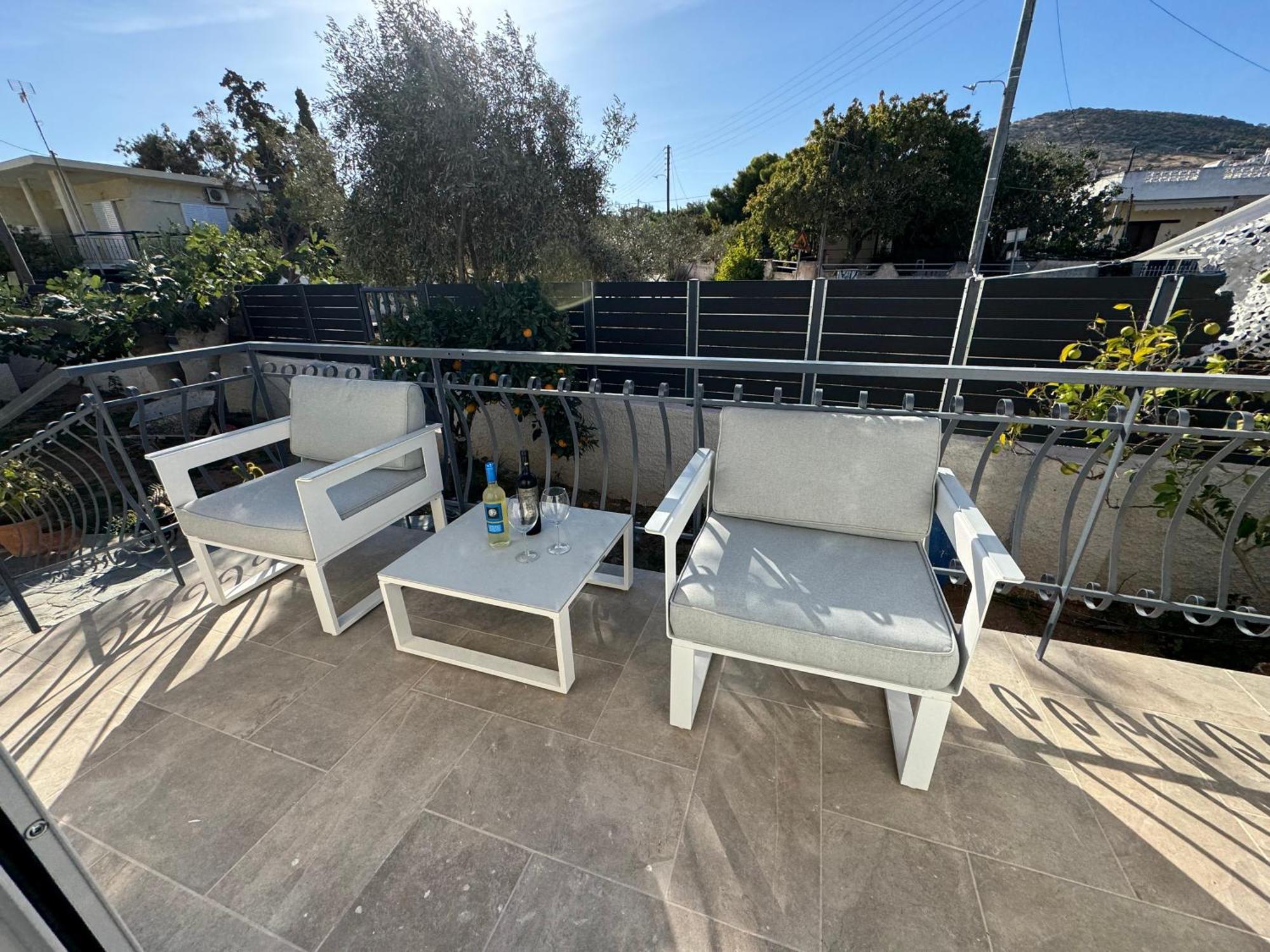 Secret Garden Airport-Beach Villas 300M From Famous Davis Beach Artemida  Exterior photo